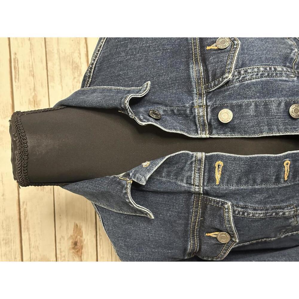 GAP classic button-up denim jean trucker jacket Size Small - Picture 3 of 8